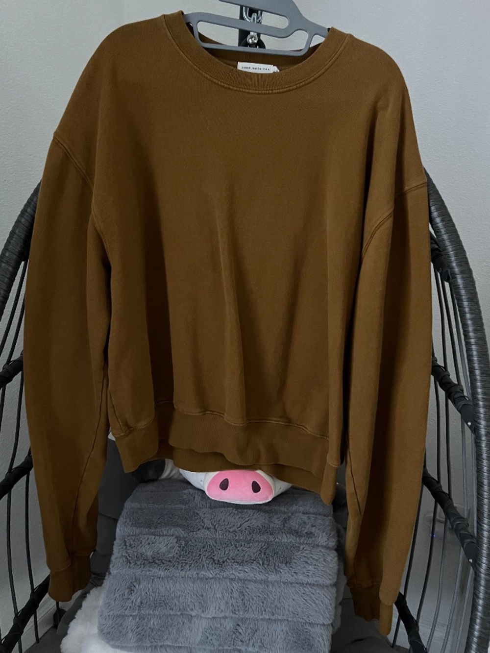 Good American Caramel Brown Crewneck Sweatshirt - Picture 2 of 14